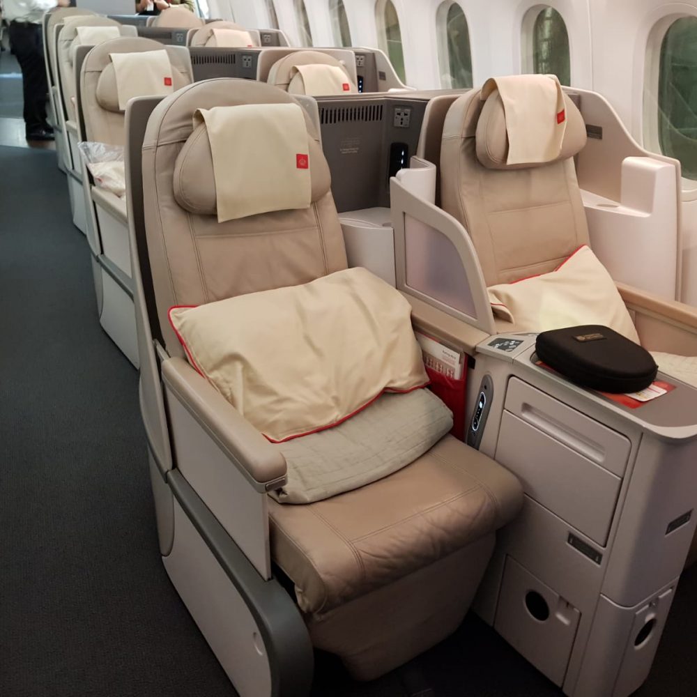 Royal Jordanian 787 Business Class, Hong Kong to Amman, Jordan