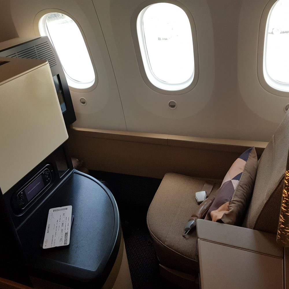 Etihad Airways 787-9 Business Class, Amman to Abu Dhabi