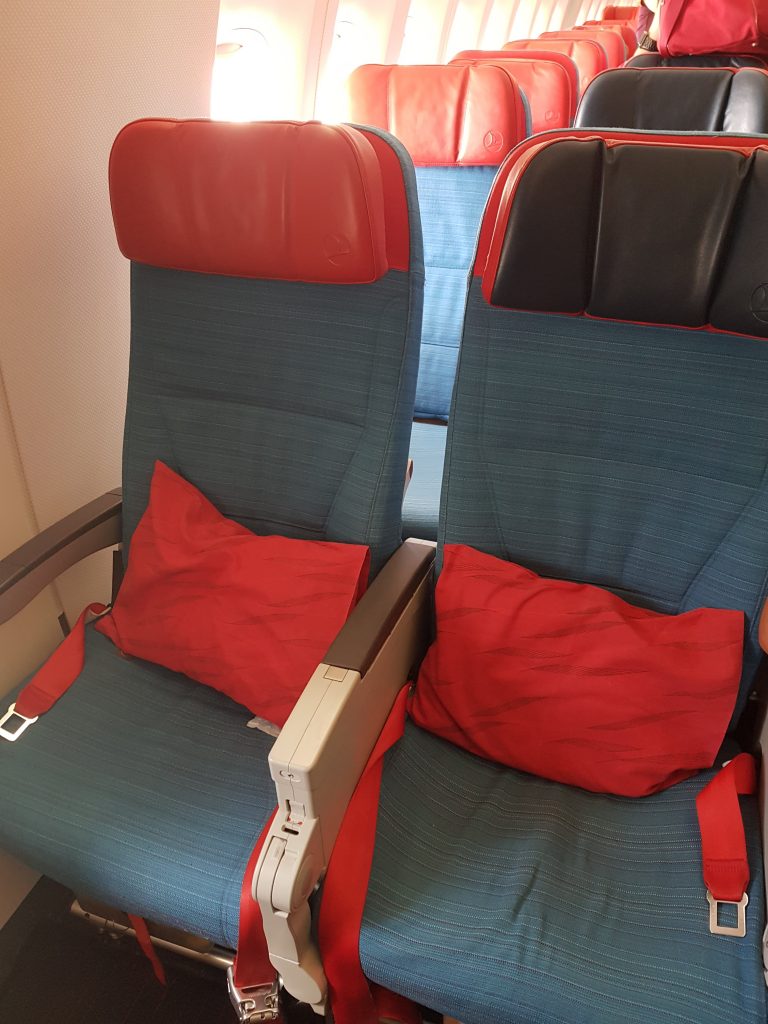 Turkish Airlines 777-300 Economy Class, Athens to Istanbul – Mad For Miles