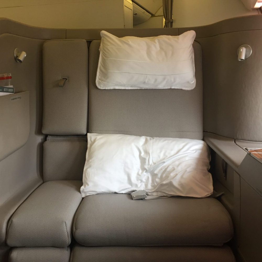 Cathay Pacific 777-300 First Class, Bangkok to Manila (Via Hong Kong)